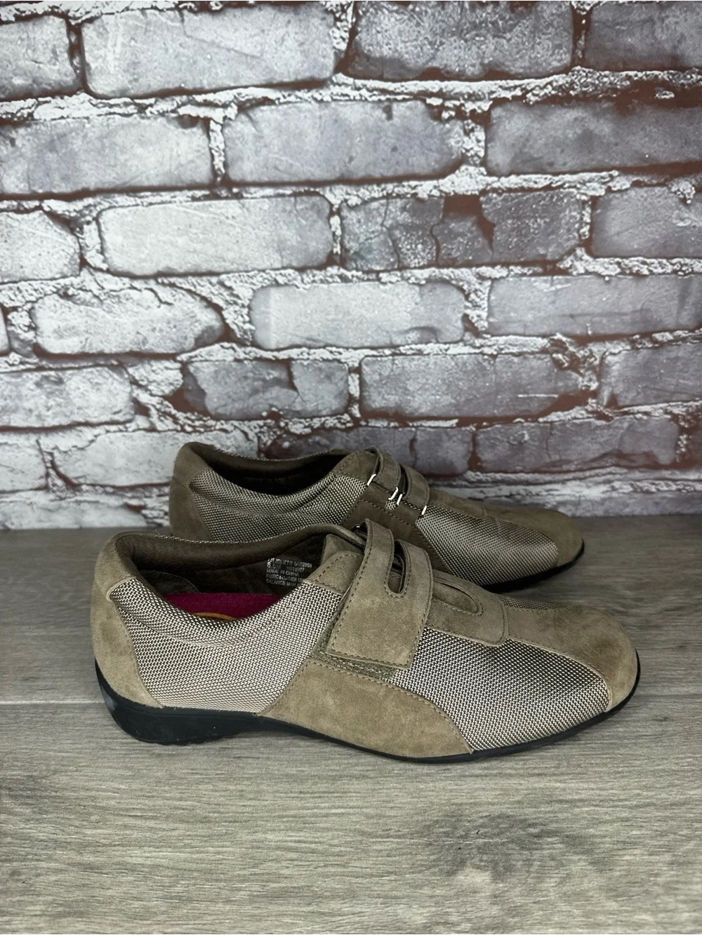 Munro American Sport Tan Brown Leather Adjustable Loafers Shoes Women Sz 8.5M US